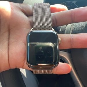 Apple Watch series 5